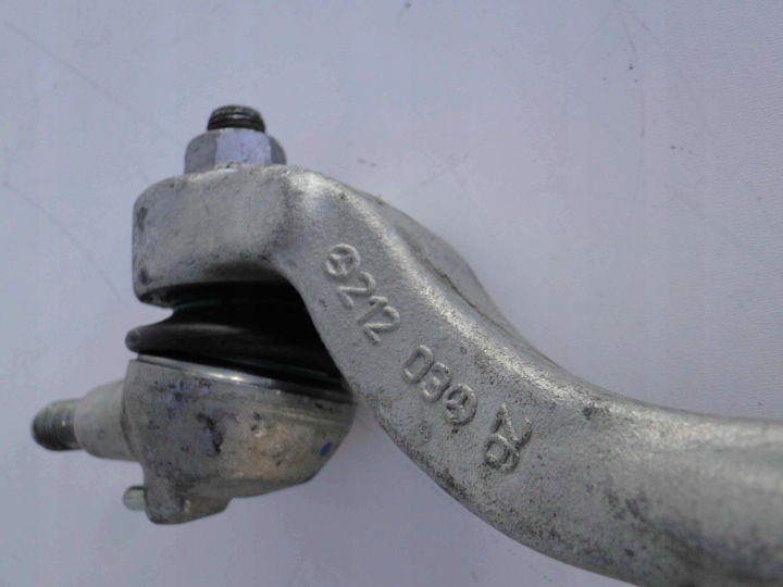 MERCEDES E CLASSE 212 BRAS DE SUSPENSION AVANT 4-MATIC L/P