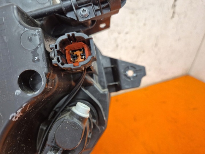 NISSAN JUKE II F16 19- PHARE AVANT GAUCHE PROJECTEUR GAUCHE 260606PM0A