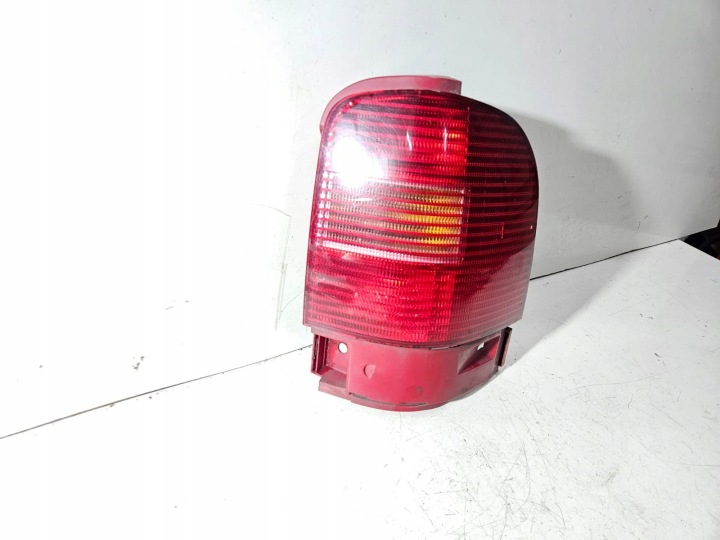 OPEL VECTRA C 2005 LIFT UNIVERSEL PHARE DROIT ARRIÈRE ARRIÈRE 7M3945258