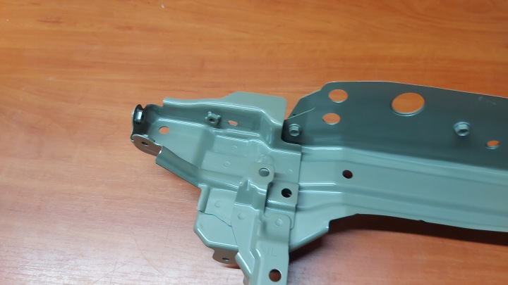 SUPPORT PION RENFORCEMENT COURROIE GAUCHE AVANT AVANT TOYOTA COROLLA E21 19-