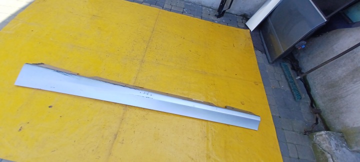 REVÊTEMENT SEUIL GAUCHE BMW E90 BERLINE 7062297 ARGENTÉE