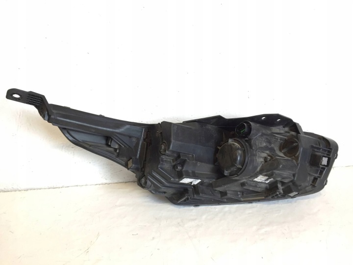 KIA CEED III PRO CEED LIFT PHARE AVANT DROITE GAUCHE JEU 92102J7500 92101J7500