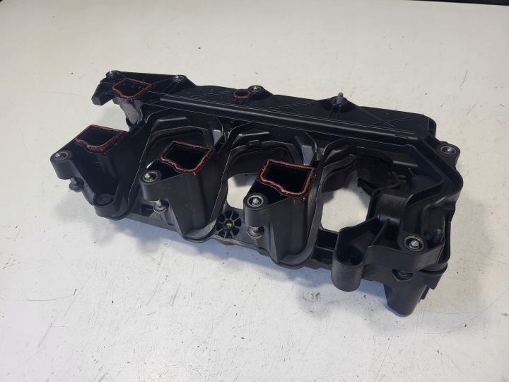 COUVERCLE DE SOUPAPES PEUGEOT 308 T9 LIFT 1.5BHDI P1001845