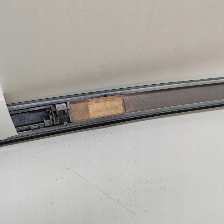 BMW 3 G20 G21 2023 DROITE CÔTÉ MOULURE TOITS