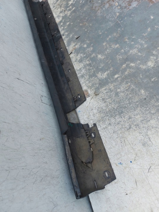 BMW X1 E84 X-LINE LIFT MOULURE SEUIL SEUIL DROIT