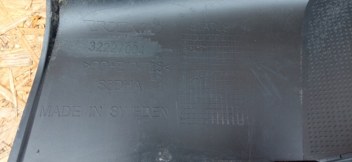VOLVO V60 V 60 II 2 18- DIFFUSEUR SPOILER DOUBLURE PARE-CHOCS ARRIÈRE 32227004