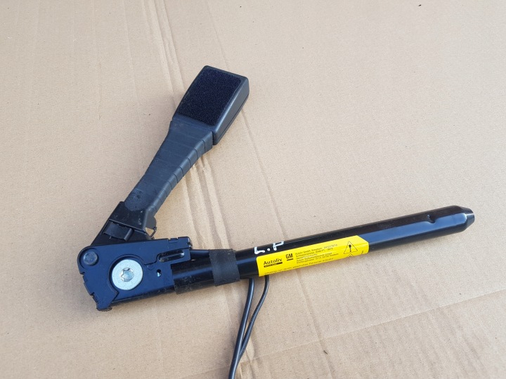TENDEUR AGRAFE COURROIE GAUCHE AVANT OPEL ZAFIRA B ASTRA H 13127268 2 BIELLES