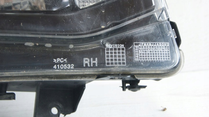 PHARE DROITE AVANT CHEVROLET CAMARO 2014-2015