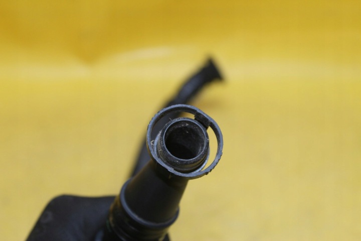 TUYAU FIL AUDI S6 C6 4F0129920