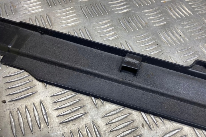 AUTRE PIÈCES INTERNE VOLVO XC90 I 8619484 2.4L DIESEL 2004