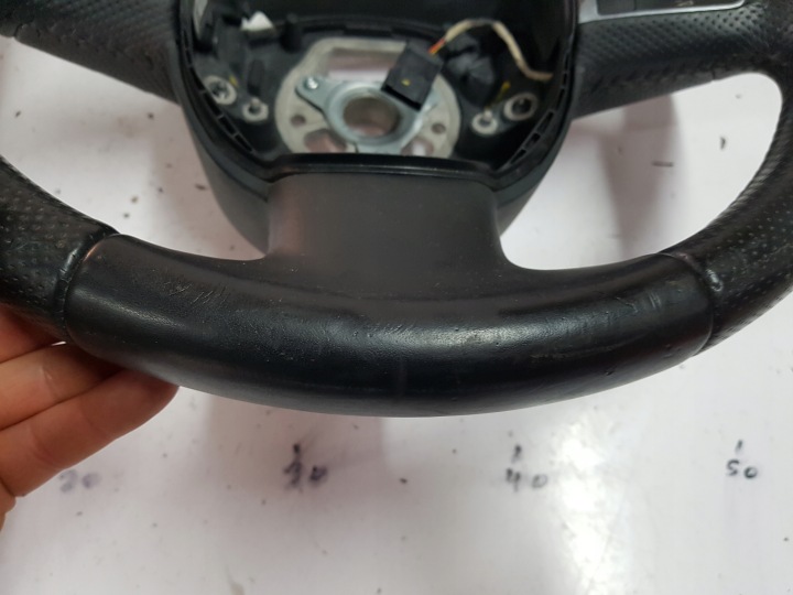 AUDI Q5 8R 08-12R A3 8P VOLANT CUIR 8R0419091FTNA