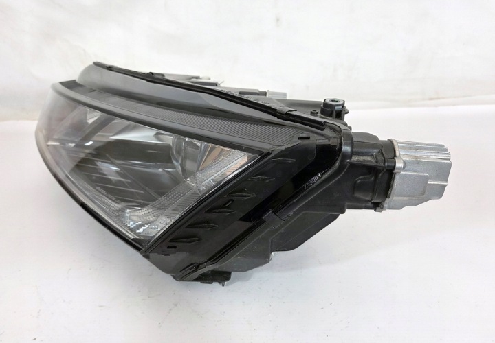SKODA OCTAVIA IV PHARE GAUCHE COMPLET LED COMPLÈTE 5E4941015B
