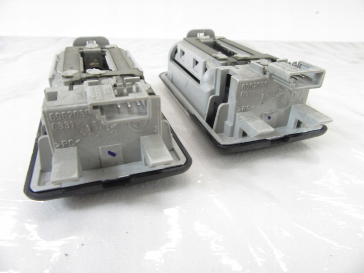 AMPOULE PLAFONNIERS CABINE ARRIÈRE BMW E53 X5 E83 X3
