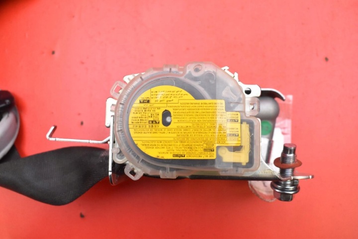 CEINTURE DE SÉCURITÉ GAUCHE AVANT TENDEUR EUROPE 88810-3Z000 HYUNDAI I40 VF 11-15