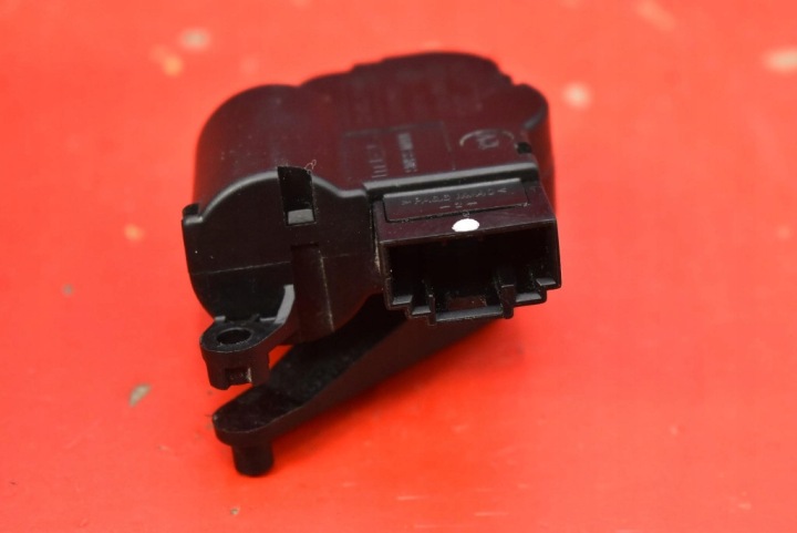PETIT MOTEUR RÉCHAUFFEURS 3093694 AUDI Q7 4L 3.0 TDI 233 KM 05-09