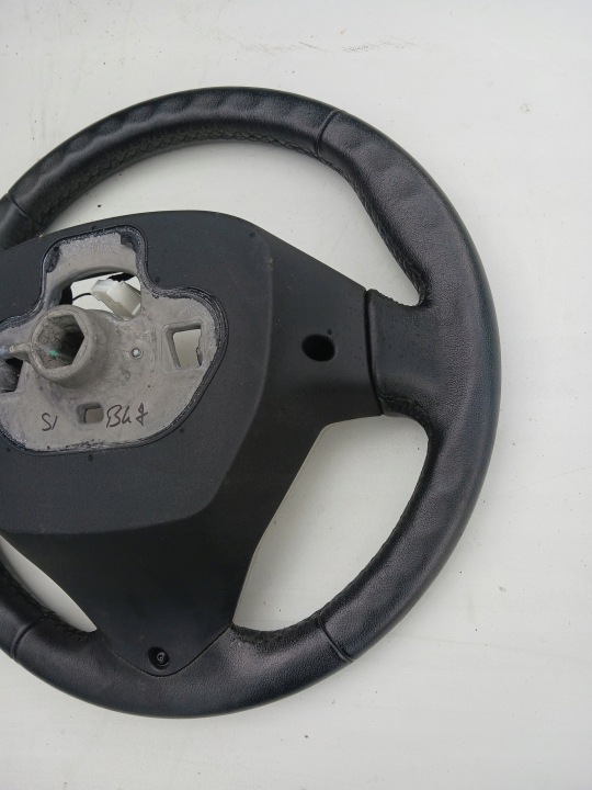 FORD FIESTA MK7 VOLANT CUIR MULTIFONCTIONNELLE C1BB-3600-EA