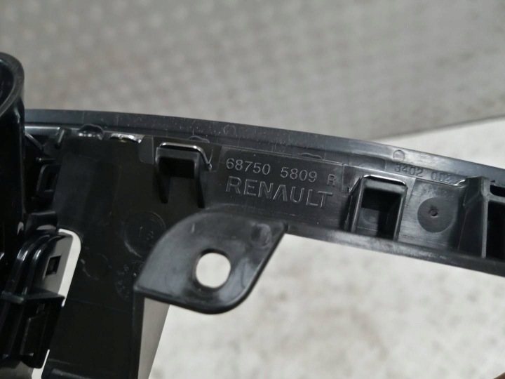 SCENIC IV GRILLE CONDUIT D'AIR CENTRALE CONSOLES 687505809R