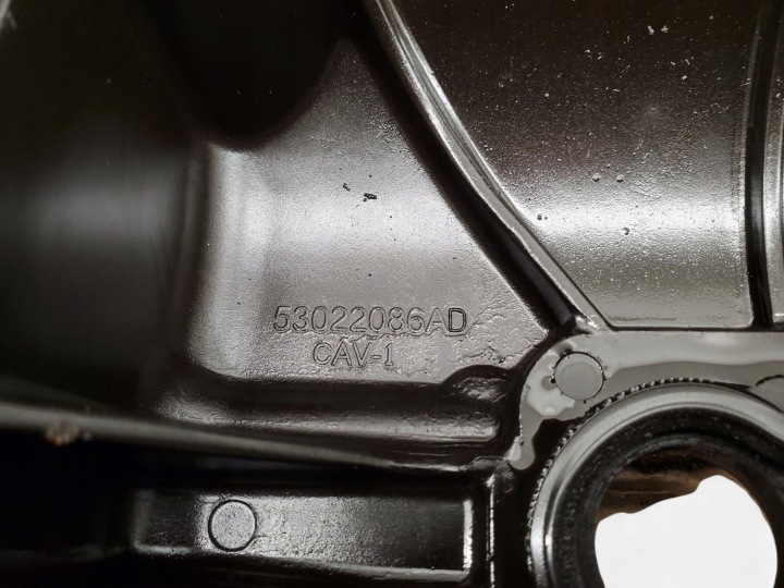 DODGE RAM 53022086AD COUVERCLE DE SOUPAPES
