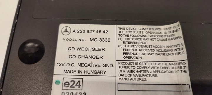 MERCEDES SL R230 CHANGEUR DISQUES A2208274642