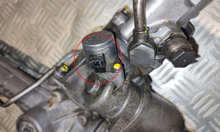 BMW E60 E61 LIFT CRÉMAILLÈRE DE DIRECTION ACTIVE STEERING 4X CAPTEUR 6777529