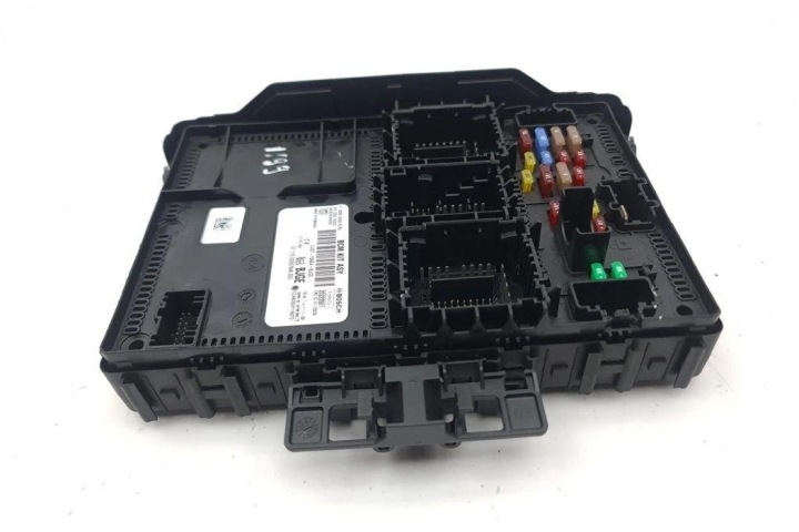 BOÎTE FUSIBLES FORD KUGA II (DM2) LU5T15604 1.5L GASOLINE 2022