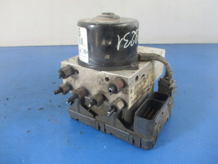 CHRYSLER GRAND VOYAGER IV CONTRÔLEUR POMPE ABS P04721428AF