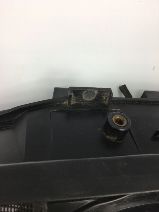 DOUBLURE DE PASSAGE DE ROUE PROTECTION MERCEDES W124 1246203078