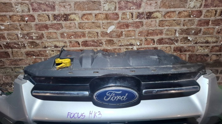 PARE-CHOCS AVANT AVANT COMPLET FORD FOCUS MK3 10/14 BM5117757A