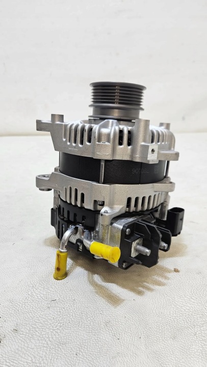 ALTERNATEUR VW SKODA SEAT AUDI 04L903030C NEUF