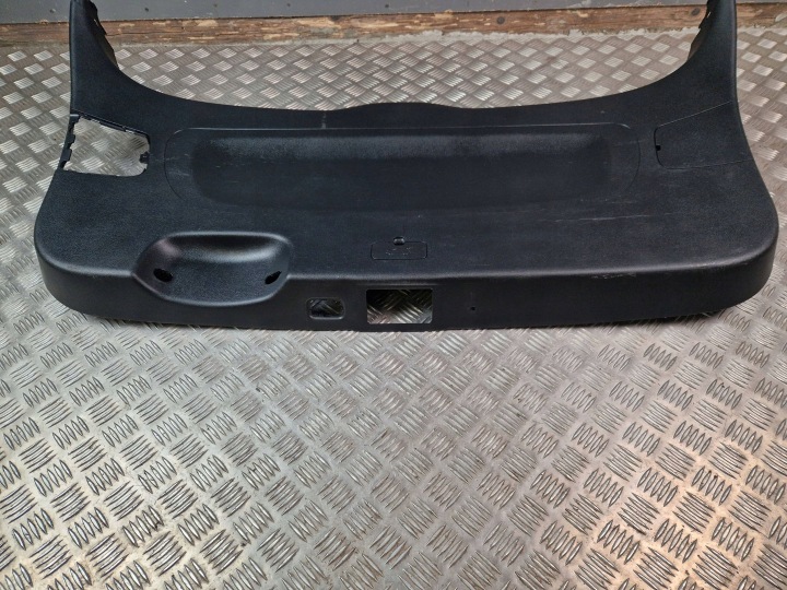 GARNITURE COUVERCLES DE COFFRE COUVERCLES DE COFFRE KIA SORENTO 81750C5000