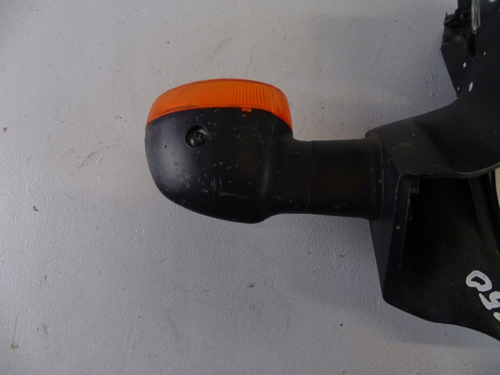 D262 YAMAHA YZF R6 06-13 QUEUE FIXATION NUMÉROS CHÂSSIS