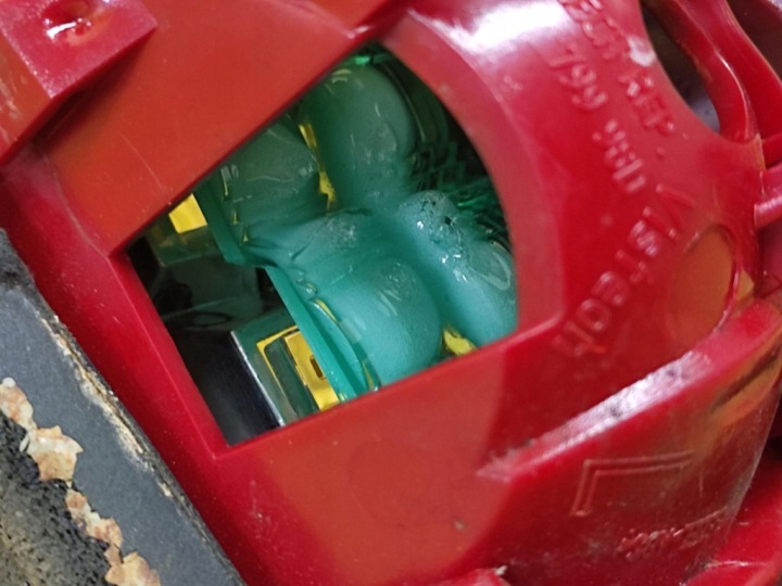 CITROEN C5 III PHARE GAUCHE ARRIÈRE DANS COUVERCLE DE COFFRE 9687583080