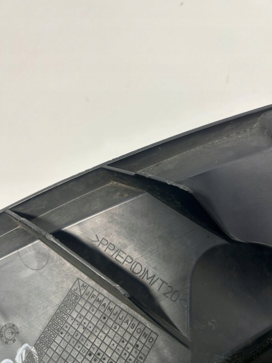 10950. MERCEDES W243 PLAQUE PROTECTION PARE-CHOCS AVANT A2438855303