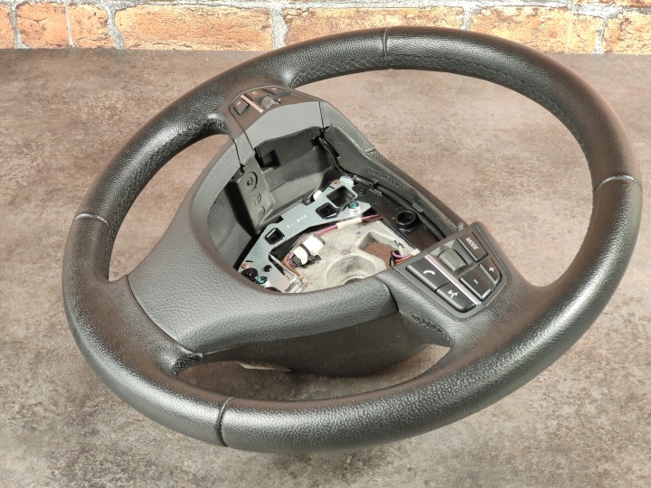 BMW F07 F10 F11 F01 F02 VOLANT EN BON ÉTAT 6790886