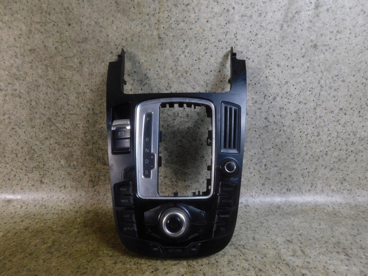 8T1035666F LECTEUR DE CARTE NAVIGATION KIT AUDI A4 B8 2.0 TDI