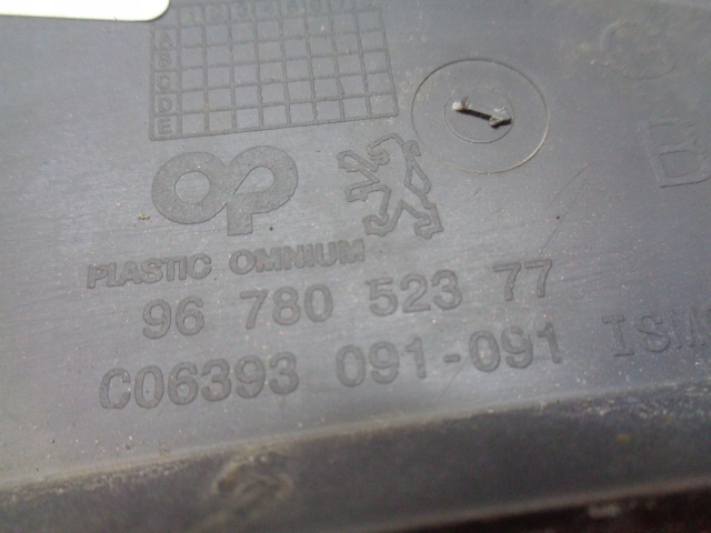 PEUGEOT 2008 GAUCHE ANGLE PARE-CHOCS ARRIÈRE ARRIÈRE KHK 9678052377