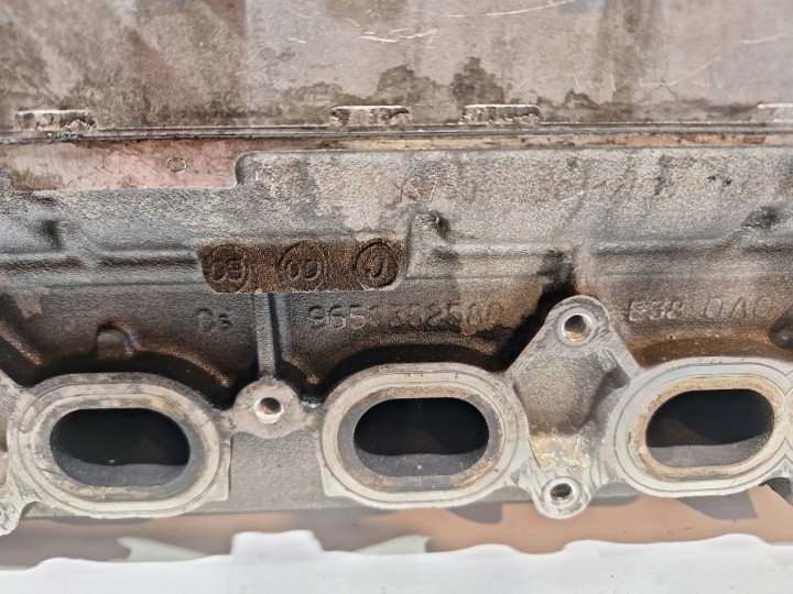 CULASSE MOTEUR ARBRES 9650352580 CITROEN C4 PICASSO 2.0 16V 140KM 06-