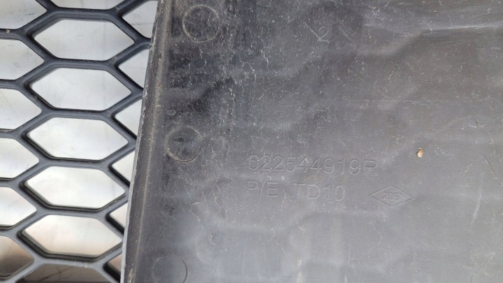 RENAULT TRAFIC III INFÉRIEURE GRILLE PARE-CHOCS AVANT AVANT 622544919R