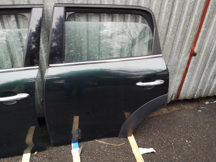 MINI COUNTRYMAN R60 PORTES GAUCHE AVANT OU ARRIÈRE OU DROIT AVANT OU ARRIÈRE B26