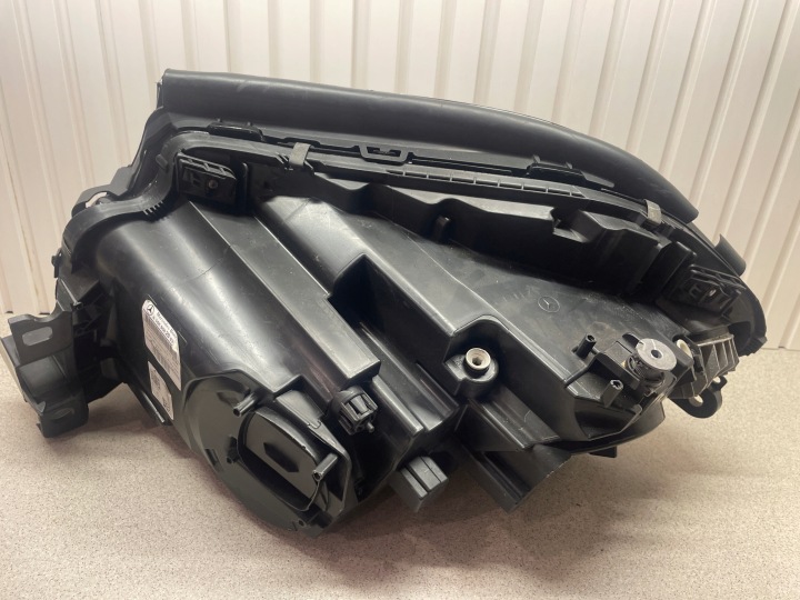 MERCEDES GLS 6F1.941.007.F ILS DROITE GAUCHE A1669062803/001