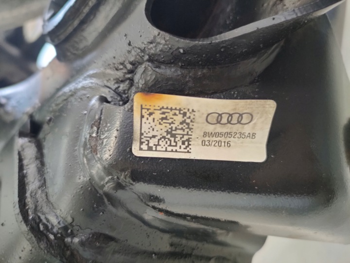 A4 B9 8W CHÂSSIS ARRIÈRE BRAS DE SUSPENSION ROTULE DE DIRECTION DROITE GAUCHE