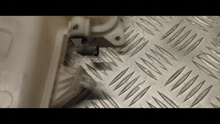 BMW OE 7157144 RÉSERVOIR LIQUIDE LAVE-GLACES