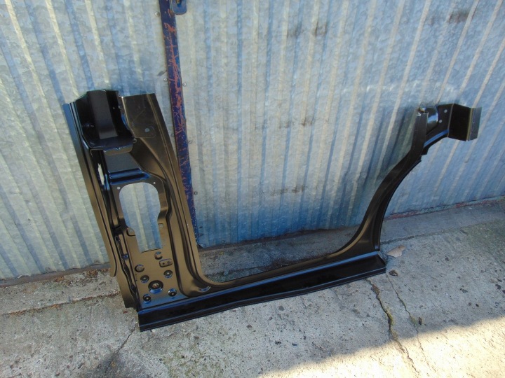 BRODERIE CHÂSSIS PORTES POTEAU GAUCHE TRAFIC III VIVARO B 760131750R