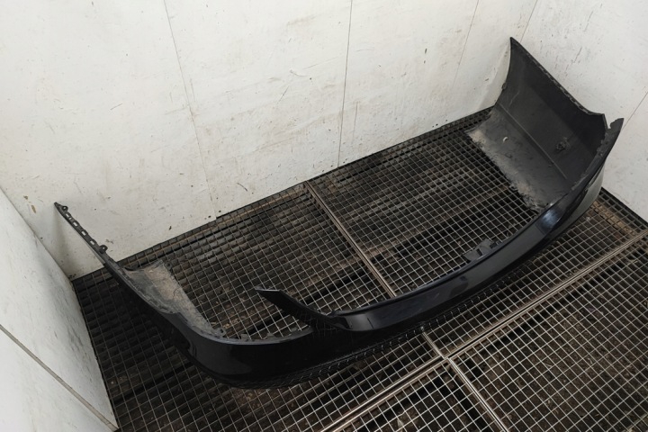 PARE-CHOCS ARRIÈRE MERCEDES-BENZ E (W213) A2138850025 2.0L DIESEL 143KW 2017