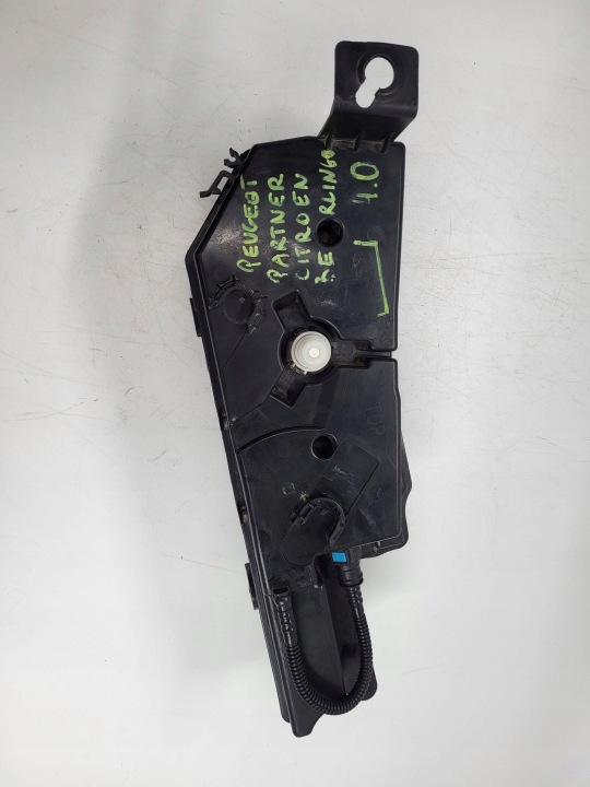 RÉSERVOIR POMPE LIQUIDE FAP PEUGEOT 5008 3008 BERLINGO