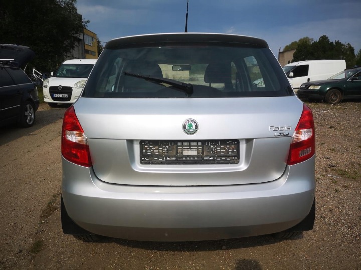 SKODA FABIA RELAIS 2009 1.4L 5J0959631A