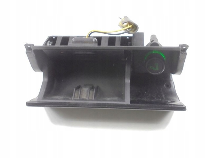 DELTA II 836 93-96 CENDRIER AVANT 222961