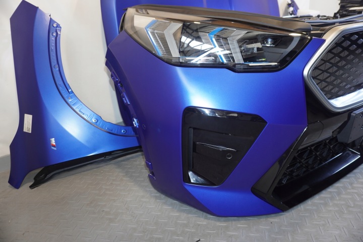 CAPOT PARE-CHOCS PHARES BMW 2 PIÈCES U10 MODULE C6R 23KM