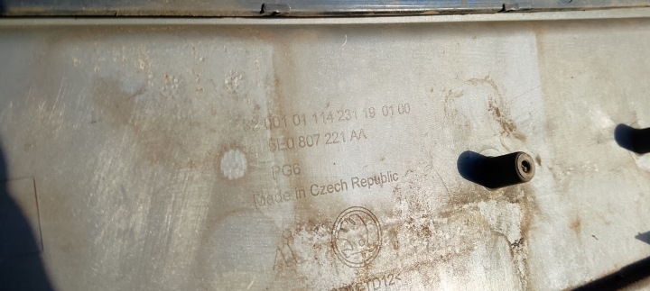 PARE-CHOCS AVANT AVANT SKODA OCTAVIA III RS LIFT 17-20ROK 5E0 5E0807221AA