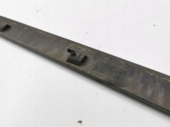 PEUGEOT 307 2002 MOULURE PORTES AVANT 9634011077